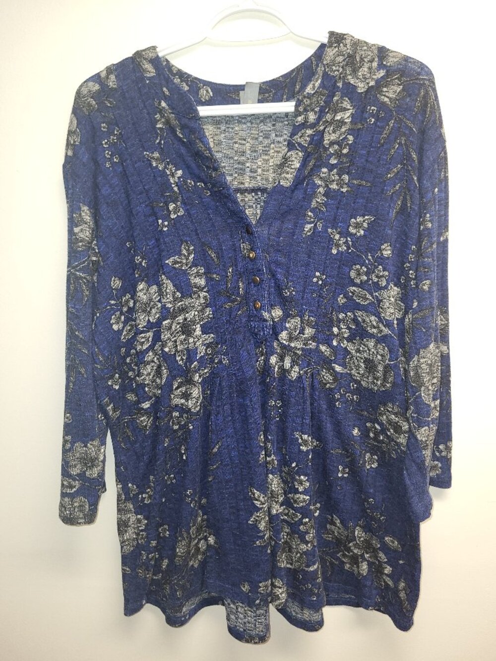 Denver Hayes Blue Floral Crinkle Tunic Top 2XL